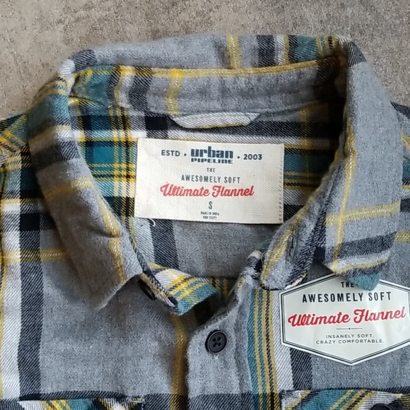 Ultimate Flannel Gray - Picture 2 of 5
